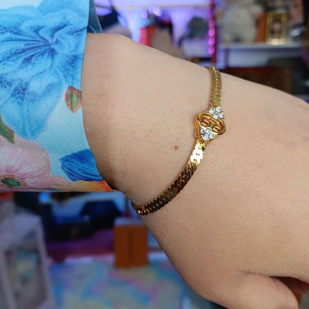 New Vintage Givenchy Gold Plated Diamond GG Logo Bracelet 7in